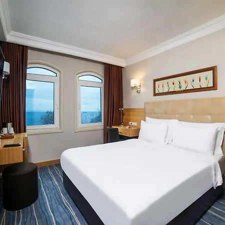 מלון Radisson Sultanahmet 3*