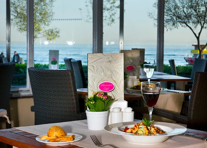 Radisson Sultanahmet 3*